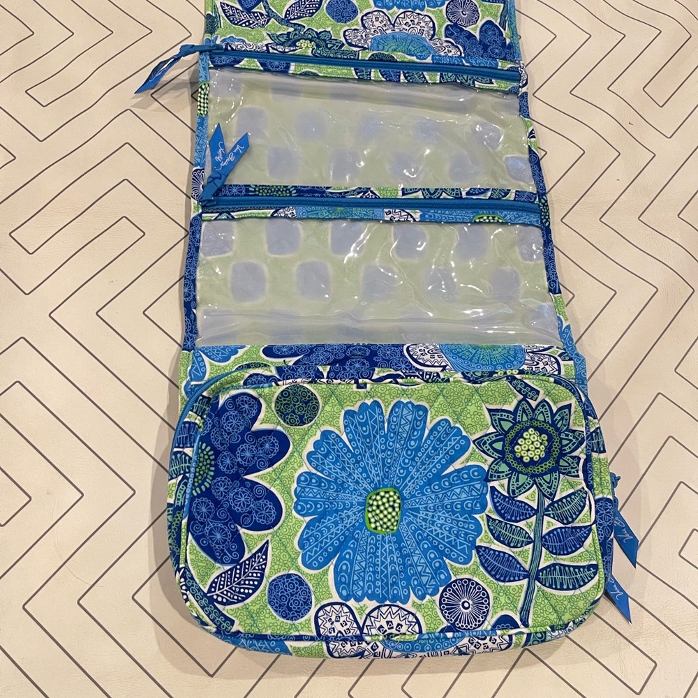 Vera Bradley Green and Blue Paisley Cosmetic Travel Organizer - Picture 8 of 12